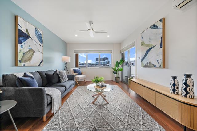97/2 Peter Cullen Way, ACT 2611