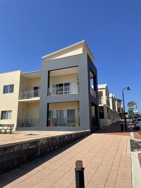 17/10 Pavonia Link, WA 6030