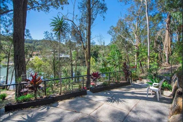 68 Ocean Parade, QLD 4220