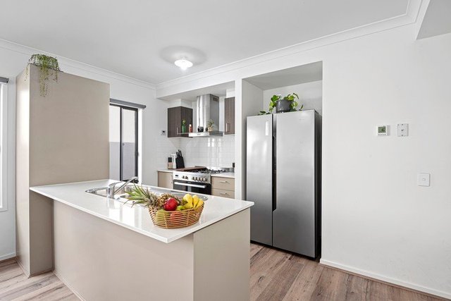 21 Vaughan Drive, VIC 3217