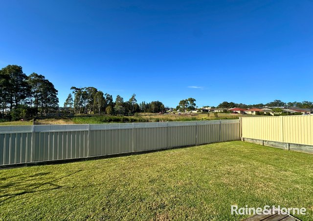 31 Bluewattle Road, NSW 2540