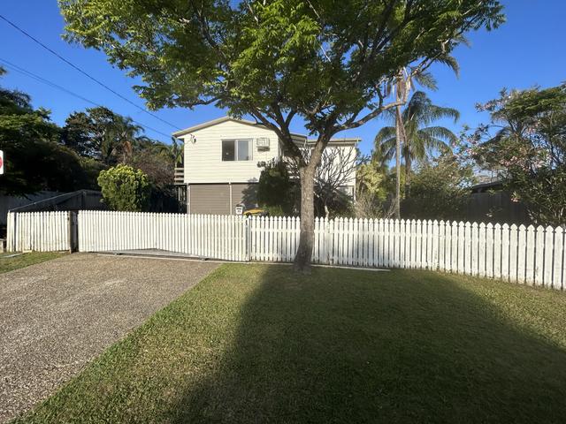 11 Lomic Ct, QLD 4207