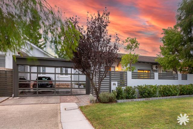2/12 Ruth Street, WA 6152