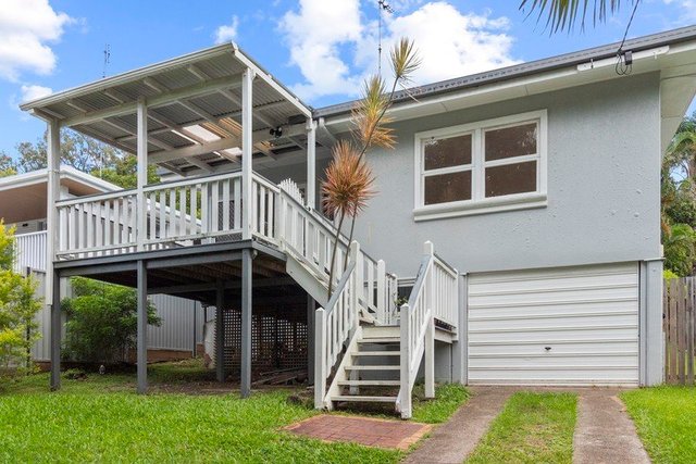 16 Moora Street, QLD 4214