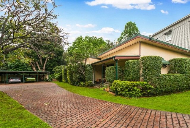 2/17 Dyne Street, QLD 4059