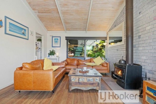 8 Endeavour Court, VIC 3909