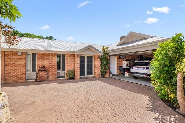 10A Coral Street, WA 6025