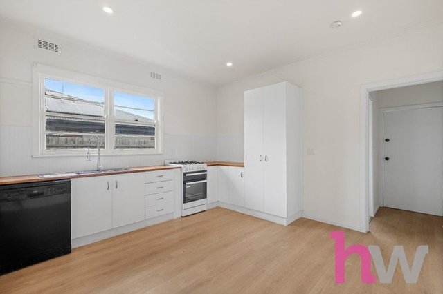 27 Yooringa Ave, VIC 3214