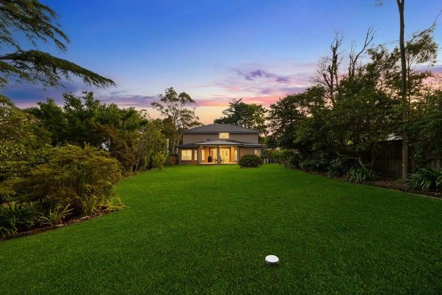 25 Ayres  Road, NSW 2075