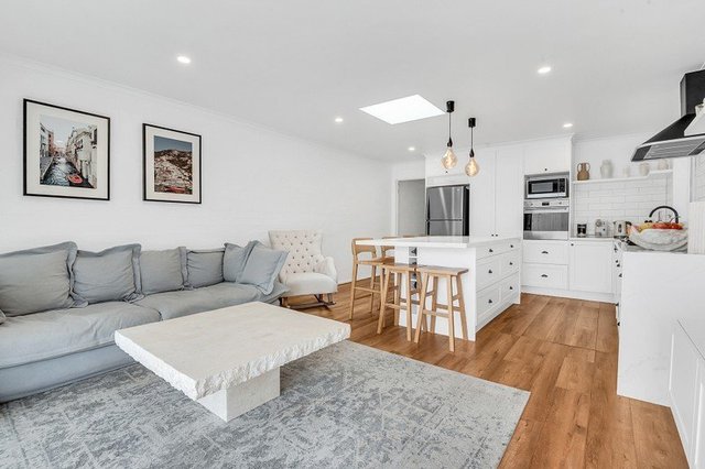 4 Holdsworth Street, VIC 3032