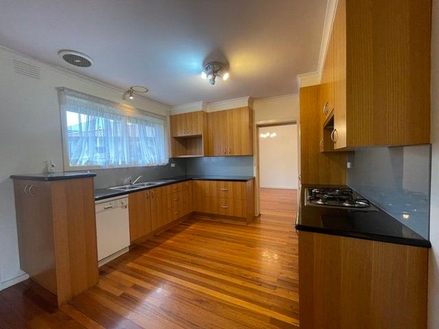 10 Leatherwood Crescent, VIC 3150