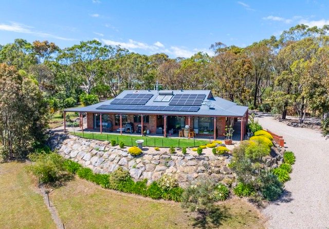 111 Glassenbury  Drive, SA 5211