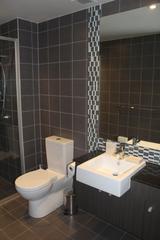 Bathroom (2016-03-04)