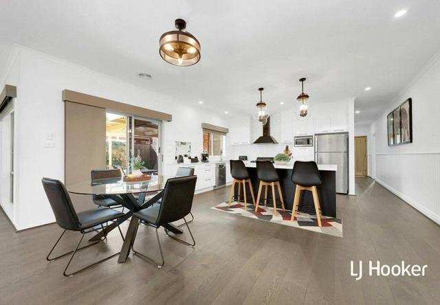 4 Poa Place, VIC 3756