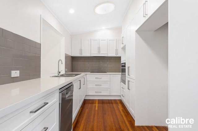 36 Dempster Street, QLD 4066