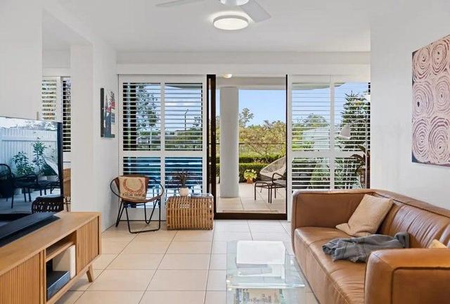 1/136 Oxlade Drive, QLD 4005