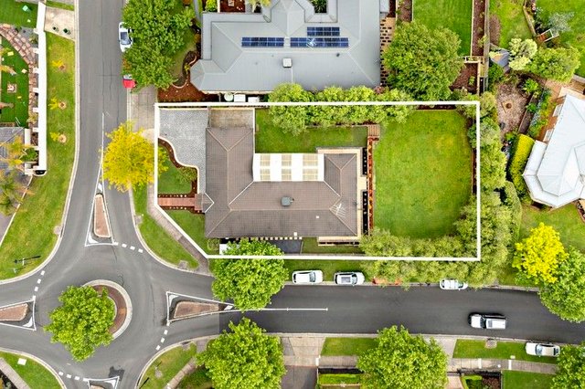 2 Woods Point Drive, VIC 3807