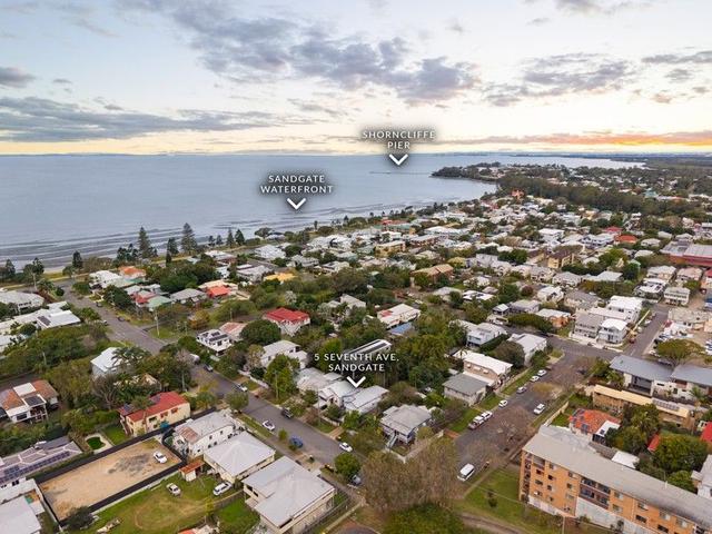 5 Seventh Avenue, QLD 4017