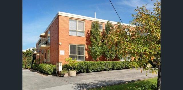 3/2 Lawnhill Road, VIC 3144