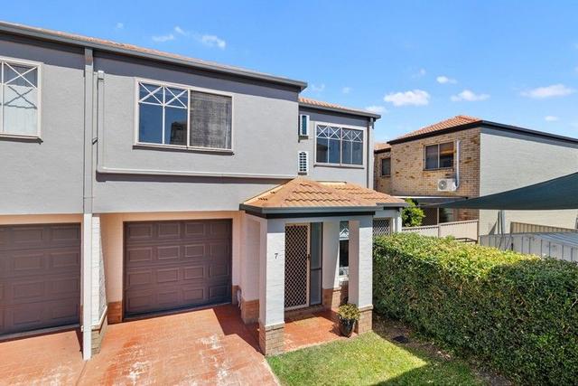 7/22 Dasyure Place, QLD 4178