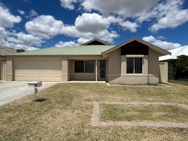 13 Saligna Bend, WA 6107