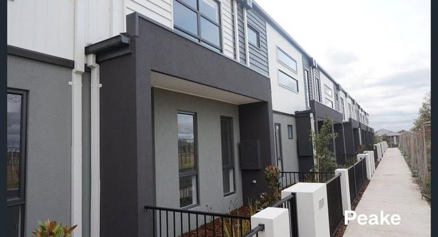 3 Carroll Walk, VIC 3810