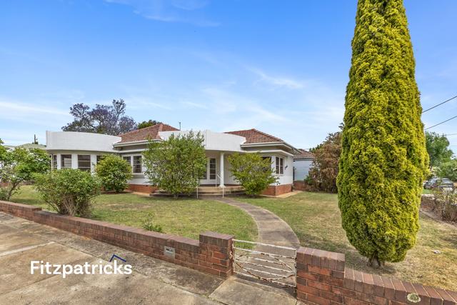 14 Meurant Avenue, NSW 2650