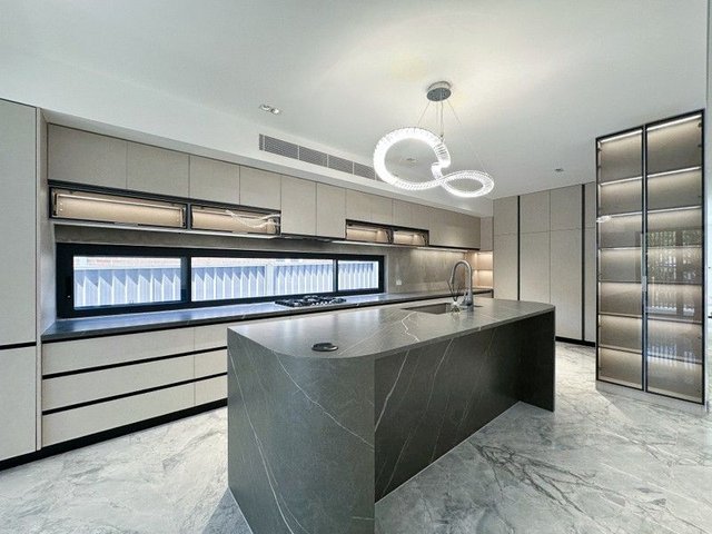 13 Woodside Avenue, NSW 2134