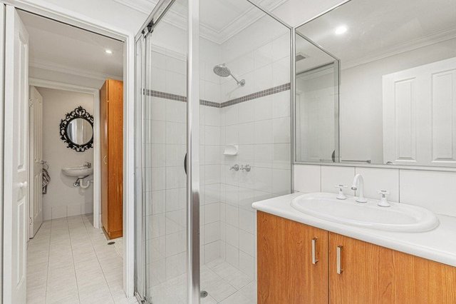 4/101 Grand Boulevard, WA 6027