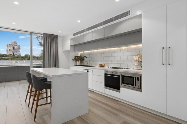 102/301 Miller Street, NSW 2062