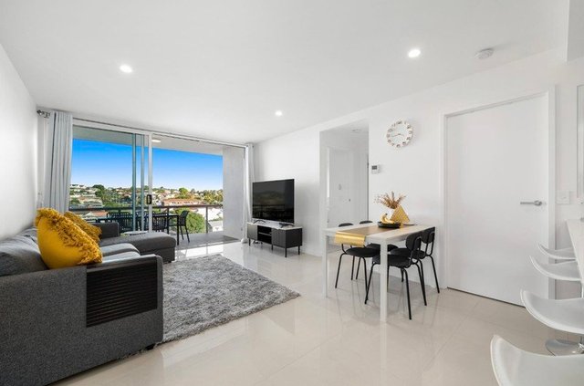 ID:21161387/220 Old Cleveland Road, QLD 4151