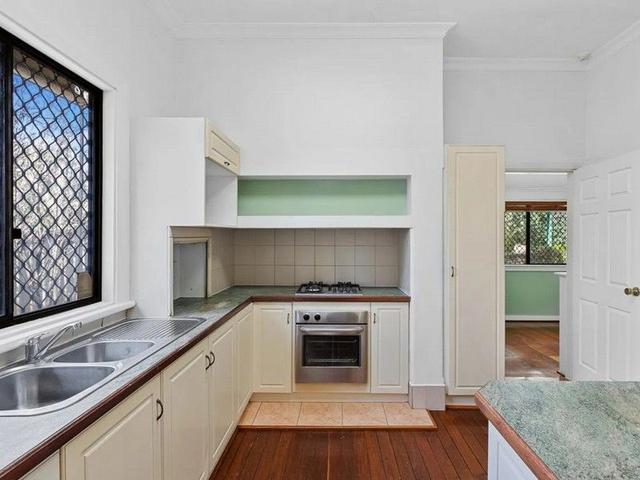 21 Salisbury Road, WA 6103