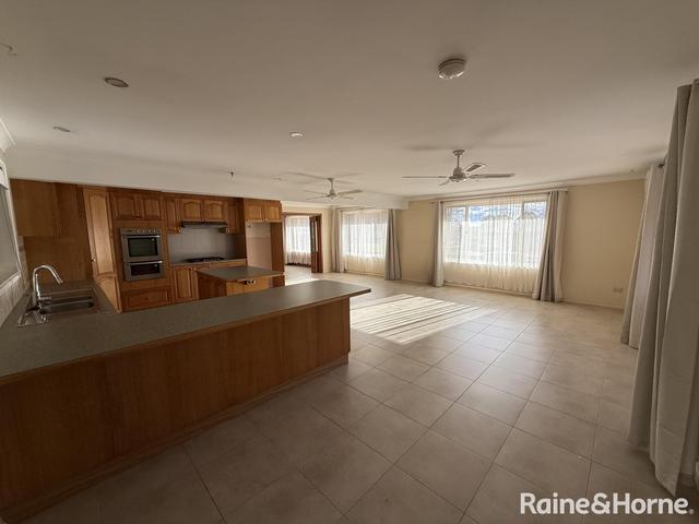 6 Gallipoli Place, NSW 2800