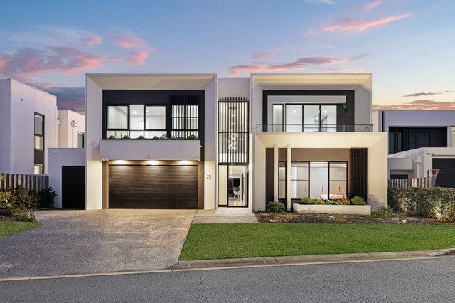 25 The Boulevarde, QLD 4217