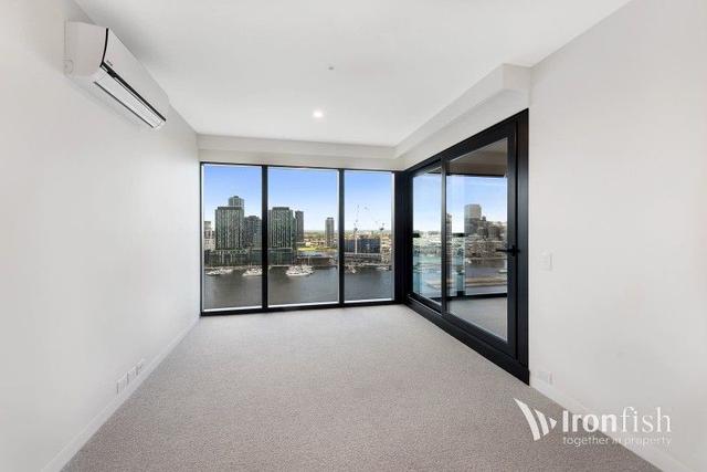 2014/8 Pearl River Road, VIC 3008