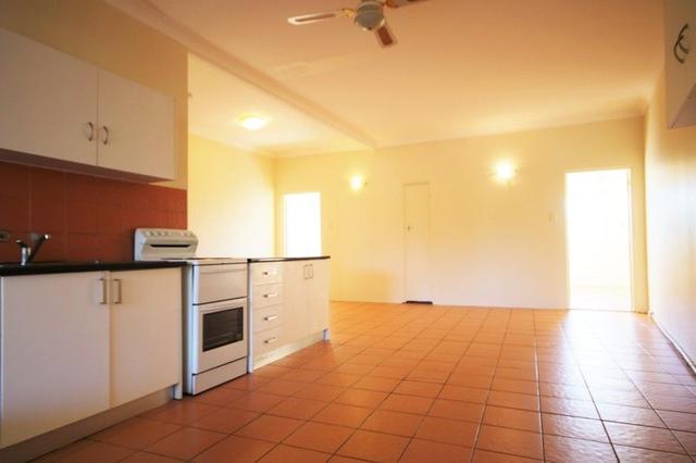 2/69 Howard Road, NSW 2211