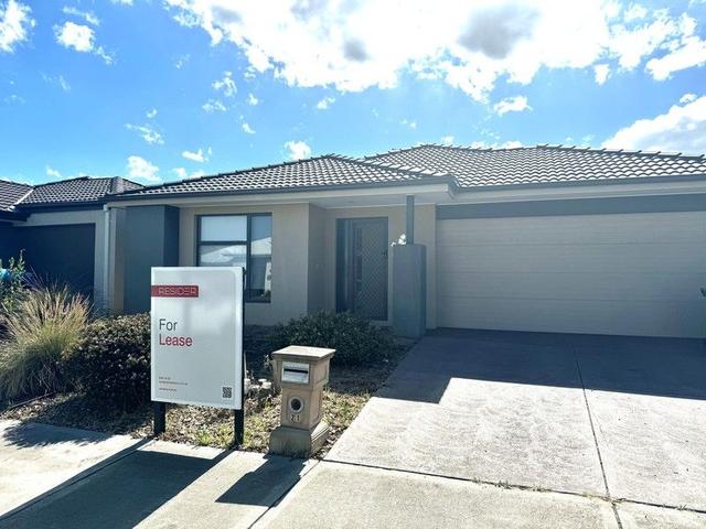 21 Bluebell Drive, VIC 3064