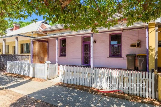 7 William Street, WA 6056