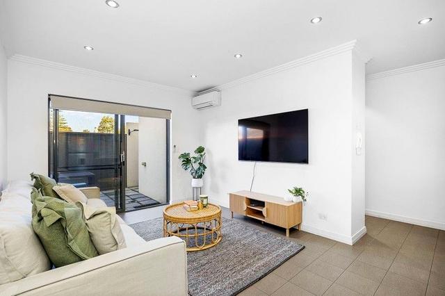 4/213 Edward Street, WA 6017