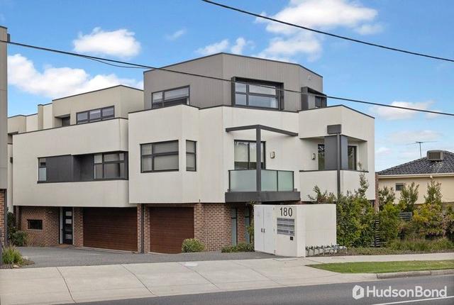 1/180 Manningham Road, VIC 3105