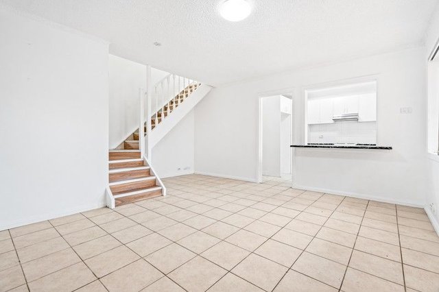 8/47 Fairmount Street, NSW 2195