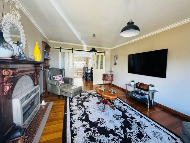 10 Barker Street, TAS 7320