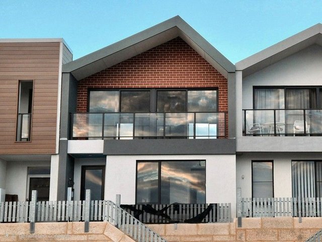 4B Leeward Ave, WA 6038