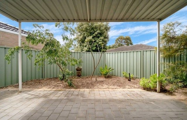 15 Wade St, WA 6062