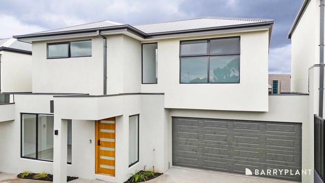 2/10 Waranga Crescent, VIC 3047