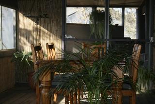 Entertaining area (2010-10-14)