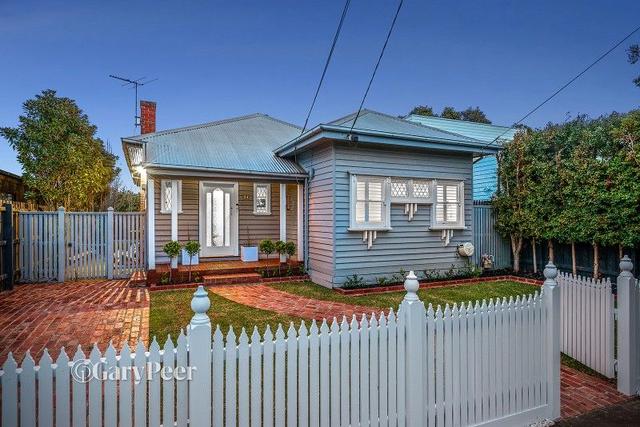 24 Buckley Street, VIC 3163