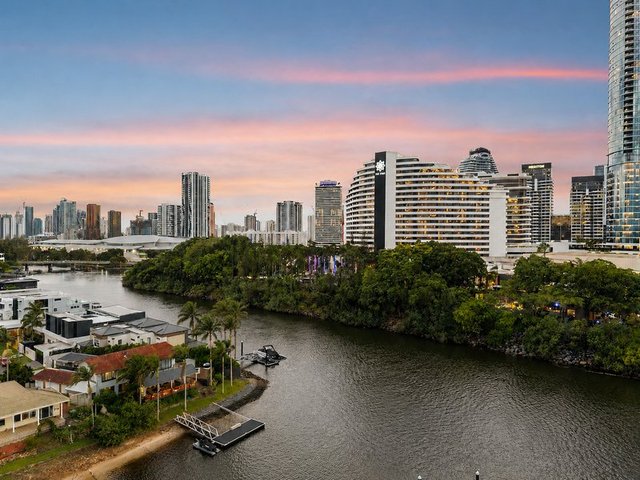 2 Merrimac Boulevard, QLD 4218