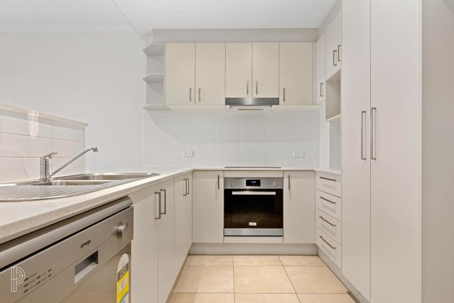 18/10 Helpmann Street, ACT 2905