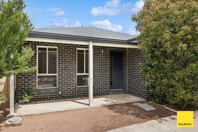2/18A Emmett Street, VIC 3555
